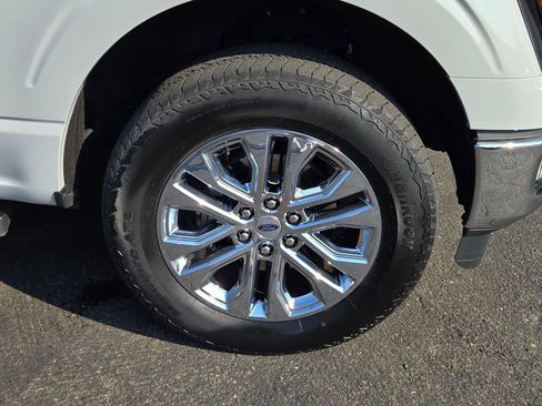 Used 2024 Ford F150 Lariat w/ FX4 Off-Road Package AWD/4WD image 9