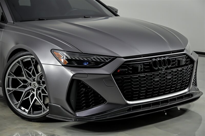 Used 2022 Audi RS 6 AWD/4WD image 2
