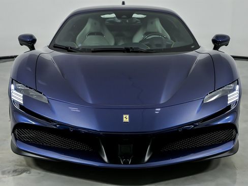 Used 2023 Ferrari SF90 Stradale image 5