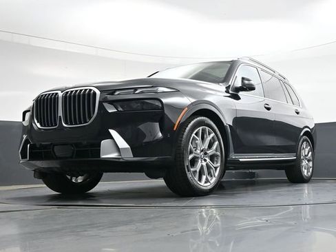 Used 2026 BMW X7 xDrive40i AWD/4WD image 40
