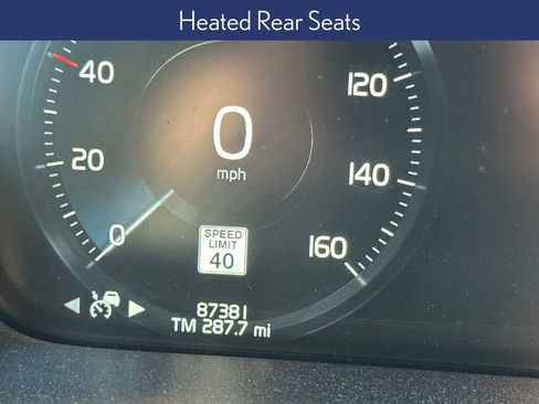 Used 2016 Volvo XC90 T6 Inscription w/ Vision Package image 10