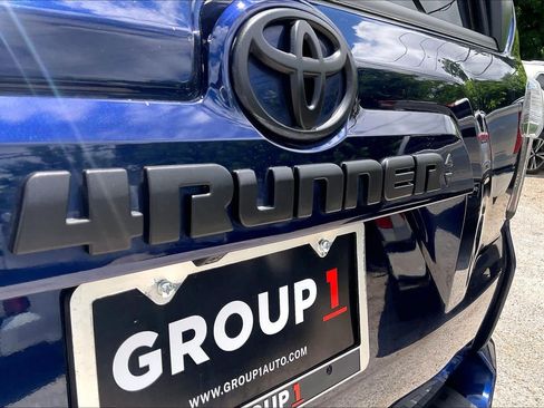 Used 2024 Toyota 4Runner SR5 Premium w/ Moonroof Package RWD image 10