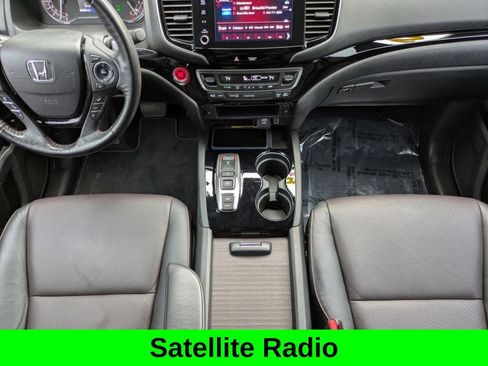 Used 2023 Honda Ridgeline Black Edition image 16