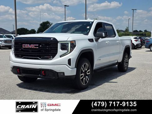 Used 2024 GMC Sierra 1500 AT4 w/ Technology Package AWD/4WD image 3