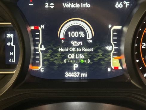 Used 2024 Jeep Wrangler Unlimited Sport AWD/4WD image 31