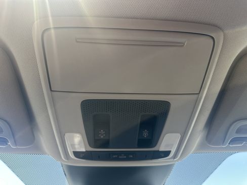Certified 2025 Honda Pilot Elite image 34