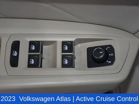 Used 2023 Volkswagen Atlas SE image 21