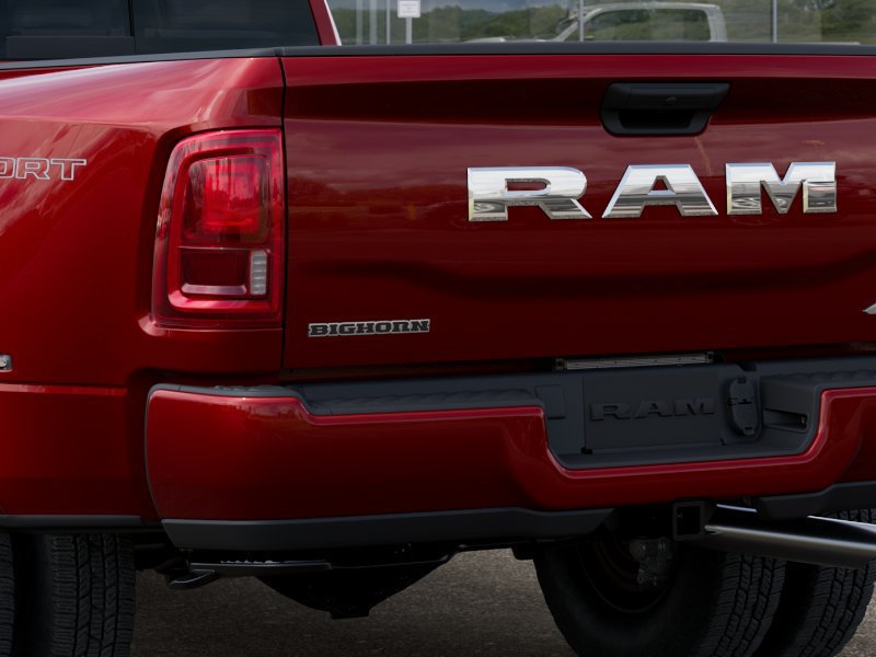 New 2026 RAM 3500 Big Horn AWD/4WD image 17