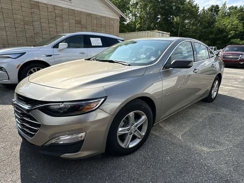 Used 2022 Chevrolet Malibu LS FWD image 13