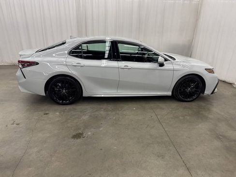 Used 2024 Toyota Camry XSE image 27