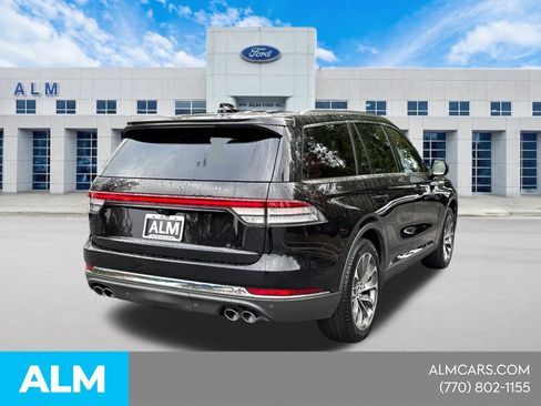 Used 2025 Lincoln Aviator Reserve AWD/4WD image 7