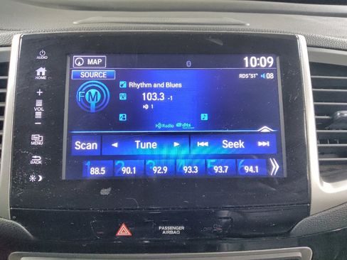 Used 2017 Honda Pilot Elite image 25