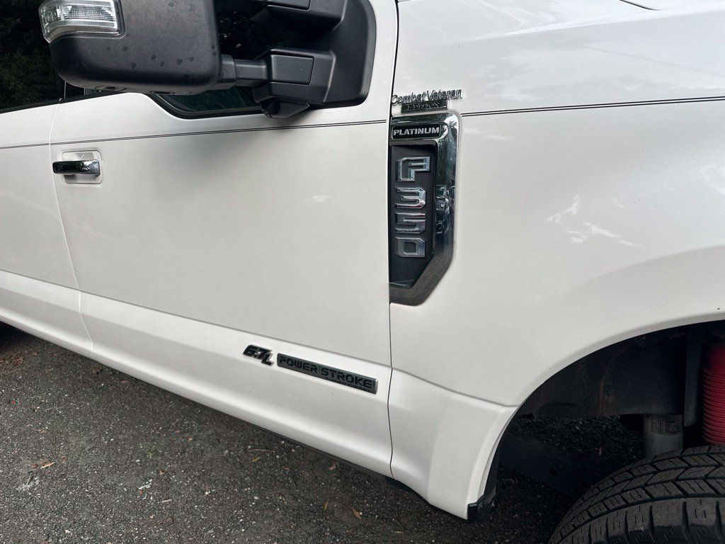 Used 2017 Ford F350 Platinum w/ Platinum Ultimate Package AWD/4WD image 5