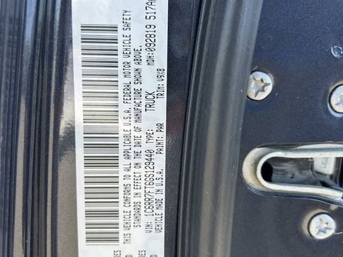 Used 2016 RAM 1500 Express image 11