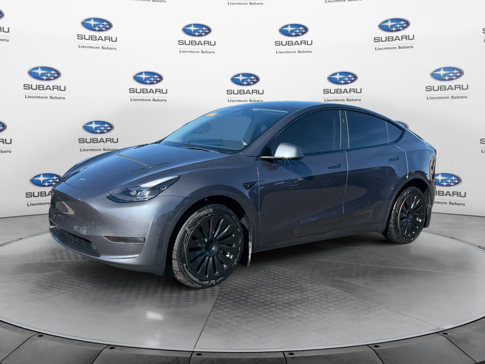 Used 2023 Tesla Model Y Long Range AWD/4WD image 3