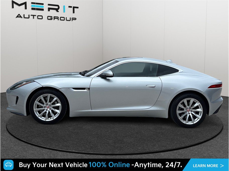 Used 2017 Jaguar F-TYPE Coupe RWD image 5