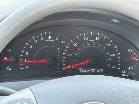 Used 2009 Toyota Camry image 14