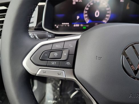 New 2025 Volkswagen Jetta S image 9