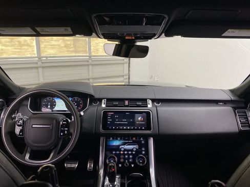 Used 2022 Land Rover Range Rover Sport HST image 13