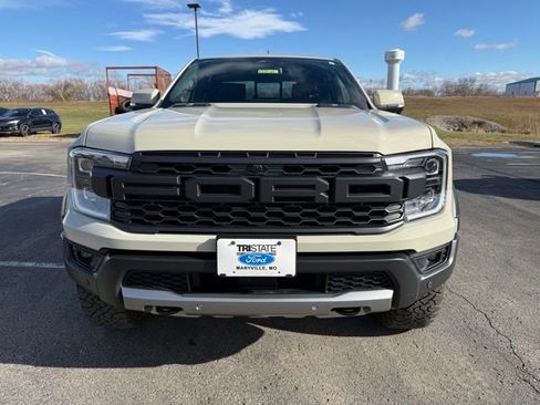 Used 2025 Ford Ranger Raptor image 3