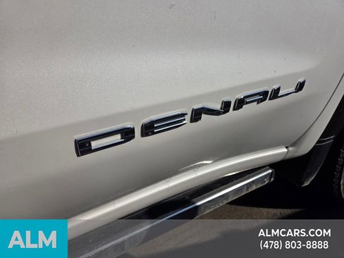 Used 2023 GMC Sierra 1500 Denali Ultimate image 11