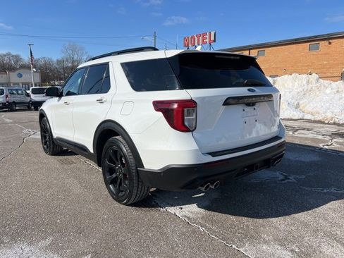Certified 2020 Ford Explorer ST w/ ST Street Pack image 6