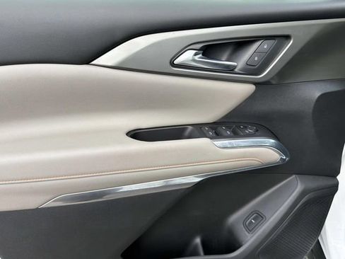 Used 2024 Chevrolet Traverse LT w/ LPO, Floor Liner Package image 15