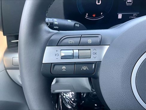 Used 2026 Hyundai Kona SEL Sport FWD image 24