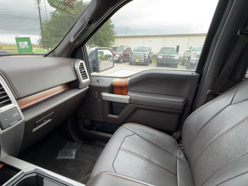 Used 2016 Ford F150 King Ranch w/ Equipment Group 601A Luxury AWD/4WD image 18