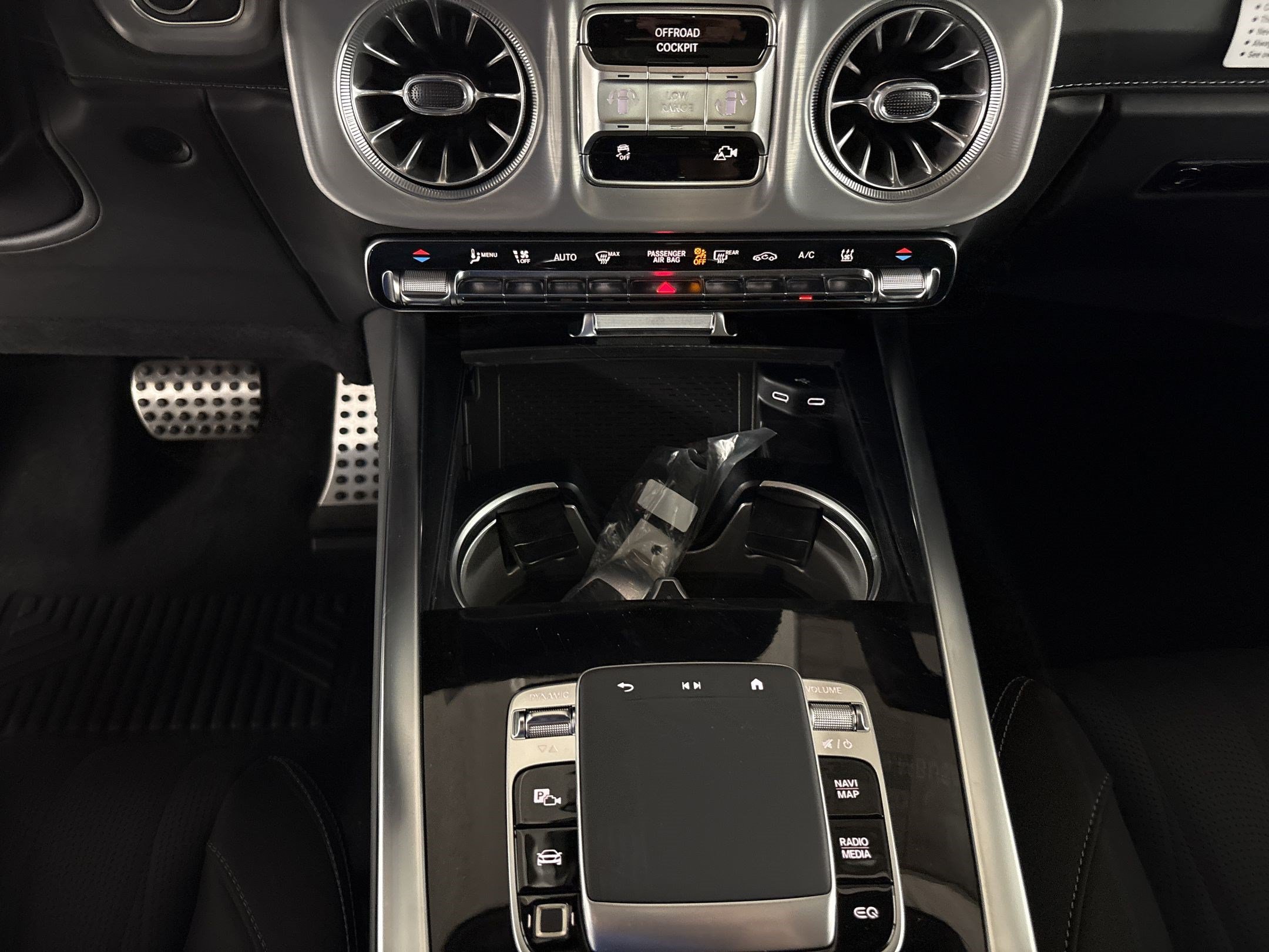 New 2027 Mercedes-Benz G 580 e image 17