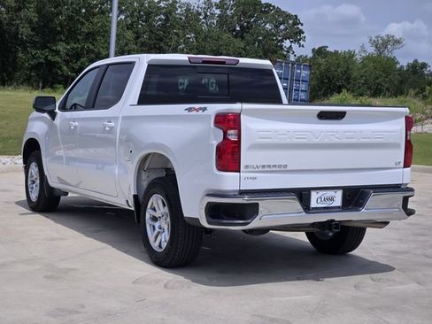 Used 2025 Chevrolet Silverado 1500 LT w/ Safety Package AWD/4WD image 6