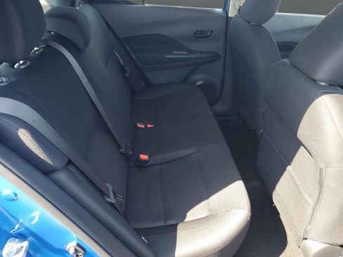 New 2025 Nissan Kicks Play S image 27