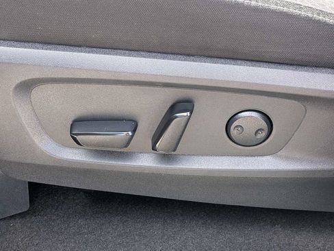 Used 2024 Nissan Pathfinder SV FWD image 20