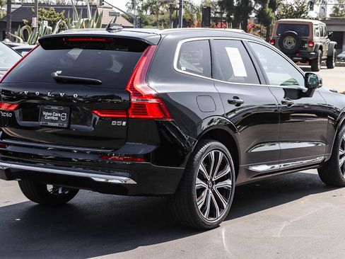 Used 2023 Volvo XC60 B5 Ultimate w/ Climate Package FWD image 6