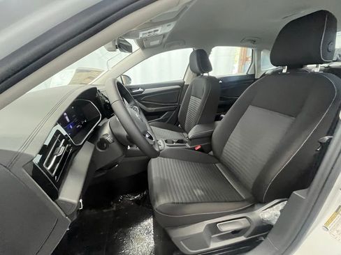 New 2025 Volkswagen Jetta S image 10