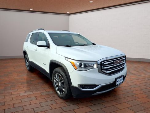 Used 2019 GMC Acadia SLT image 2