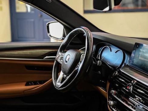 Used 2018 BMW 540i image 15