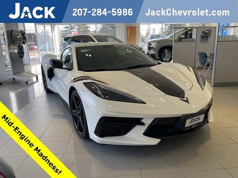 Used 2025 Chevrolet Corvette Stingray Coupe image 1