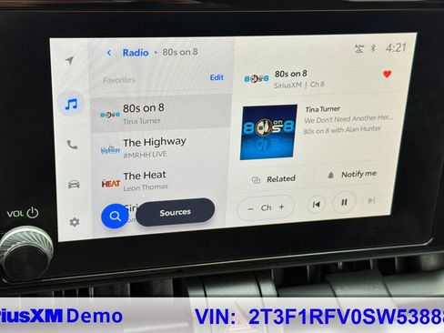 Certified 2025 Toyota RAV4 LE image 27