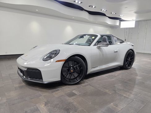 Used 2026 Porsche 911 Targa 4 GTS AWD/4WD image 1