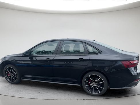 Used 2025 Volkswagen Jetta GLI Autobahn FWD image 8