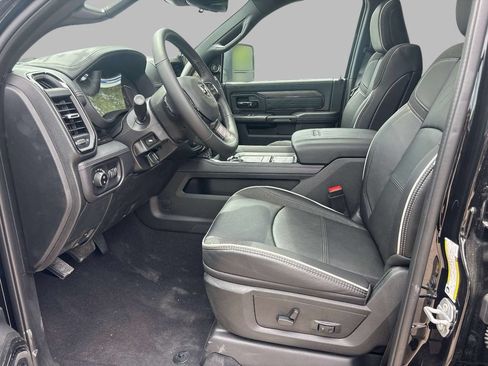 New 2026 RAM 3500 Limited AWD/4WD image 10
