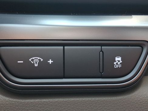 New 2026 Kia Carnival LX FWD image 16