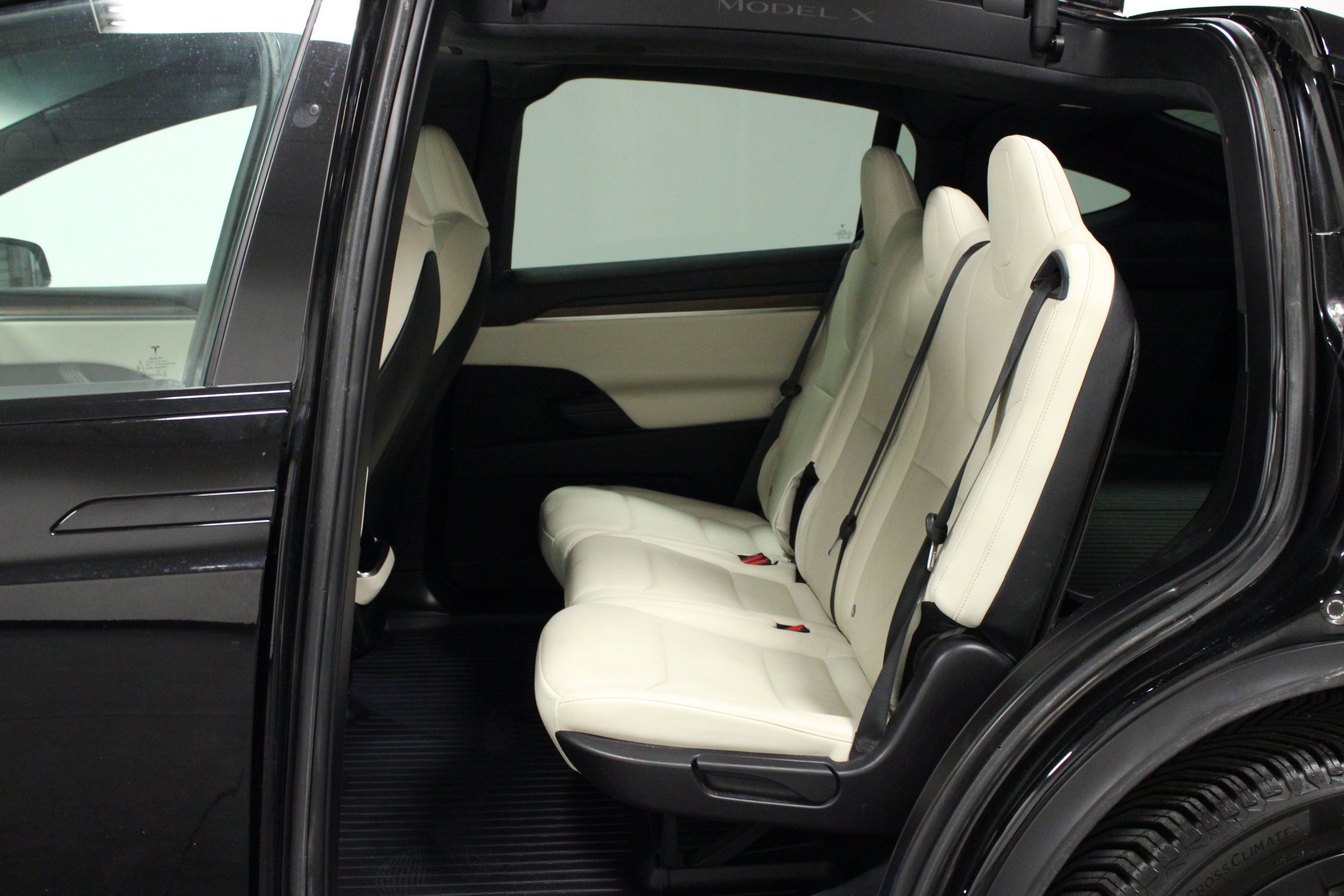 Used 2023 Tesla Model X AWD/4WD image 13