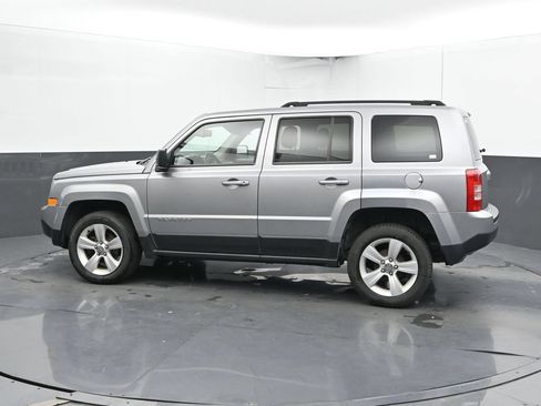 Used 2015 Jeep Patriot Latitude FWD image 7