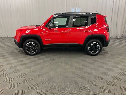 Used 2017 Jeep Renegade Trailhawk w/ Cold Weather Group II image 13