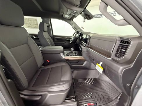 New 2026 Chevrolet Silverado 1500 LT w/ Z71 Off-Road Package AWD/4WD image 17