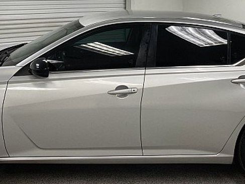 Used 2020 Nissan Altima 2.5 SR image 8