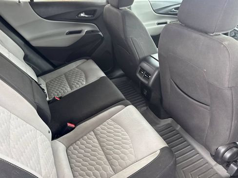 Used 2019 Chevrolet Equinox LT AWD/4WD image 22