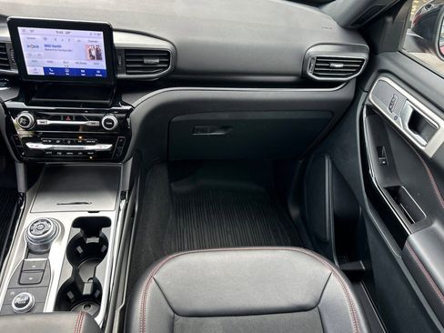 Used 2023 Ford Explorer ST-Line w/ Class IV Trailer Tow Package image 26